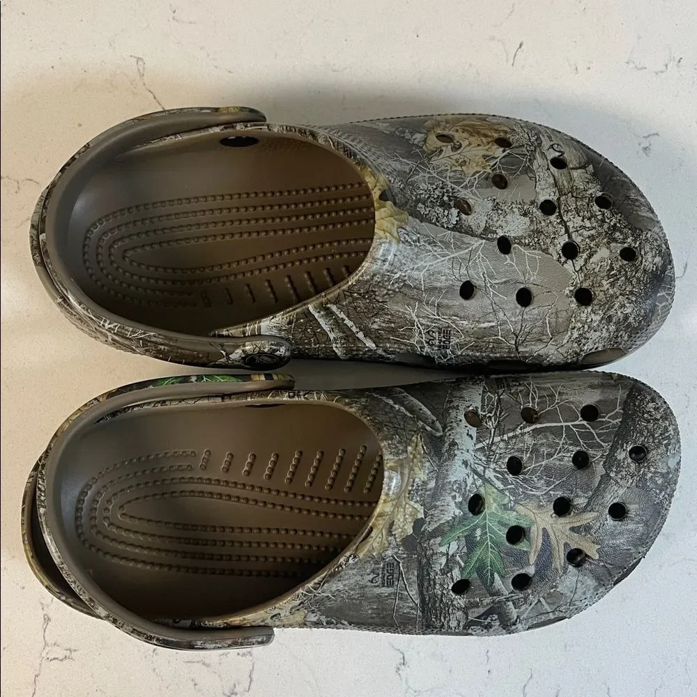 CROCS REALTREE X CLASSIC CLOG 'EDGE CAMO - WALNUT' Mens Size 10 Worn 4-5 Times